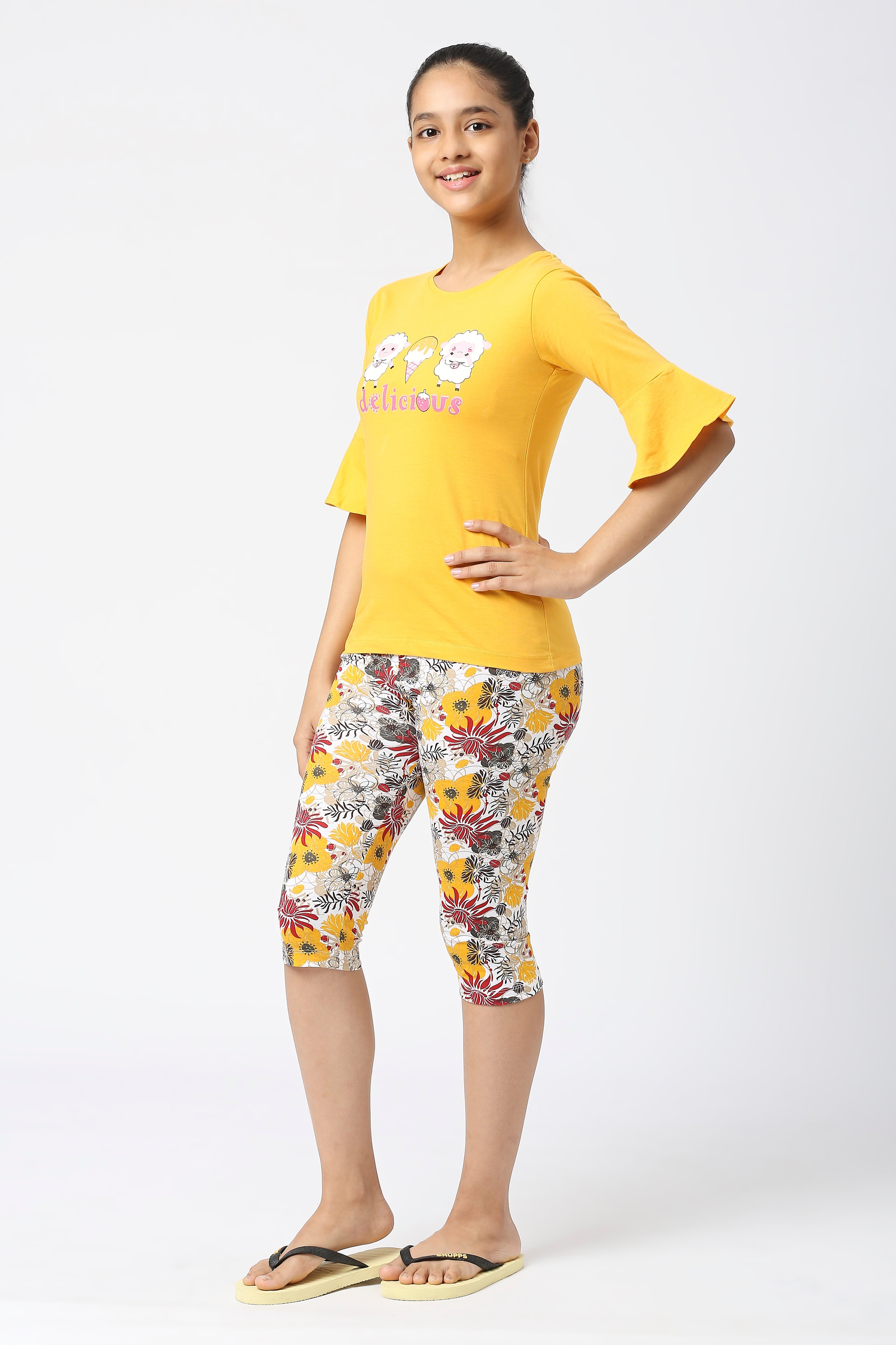 YELLOW
